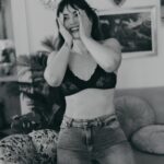 Celeste Cid Instagram - en 19 días termina el año. 2024, vení bb, te paso la dirección por dm 🦋 @saltanpepajeans
