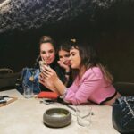 Celeste Cid Instagram - ayer, junto a una Negra 🌷 @m.klooster y una Jula 🪸 @julietanaircalvo capturadas por @nicovazquezok y @luz.chiappe mientras nos mostrábamos cosas 💕 Buenos Aires, Argentina