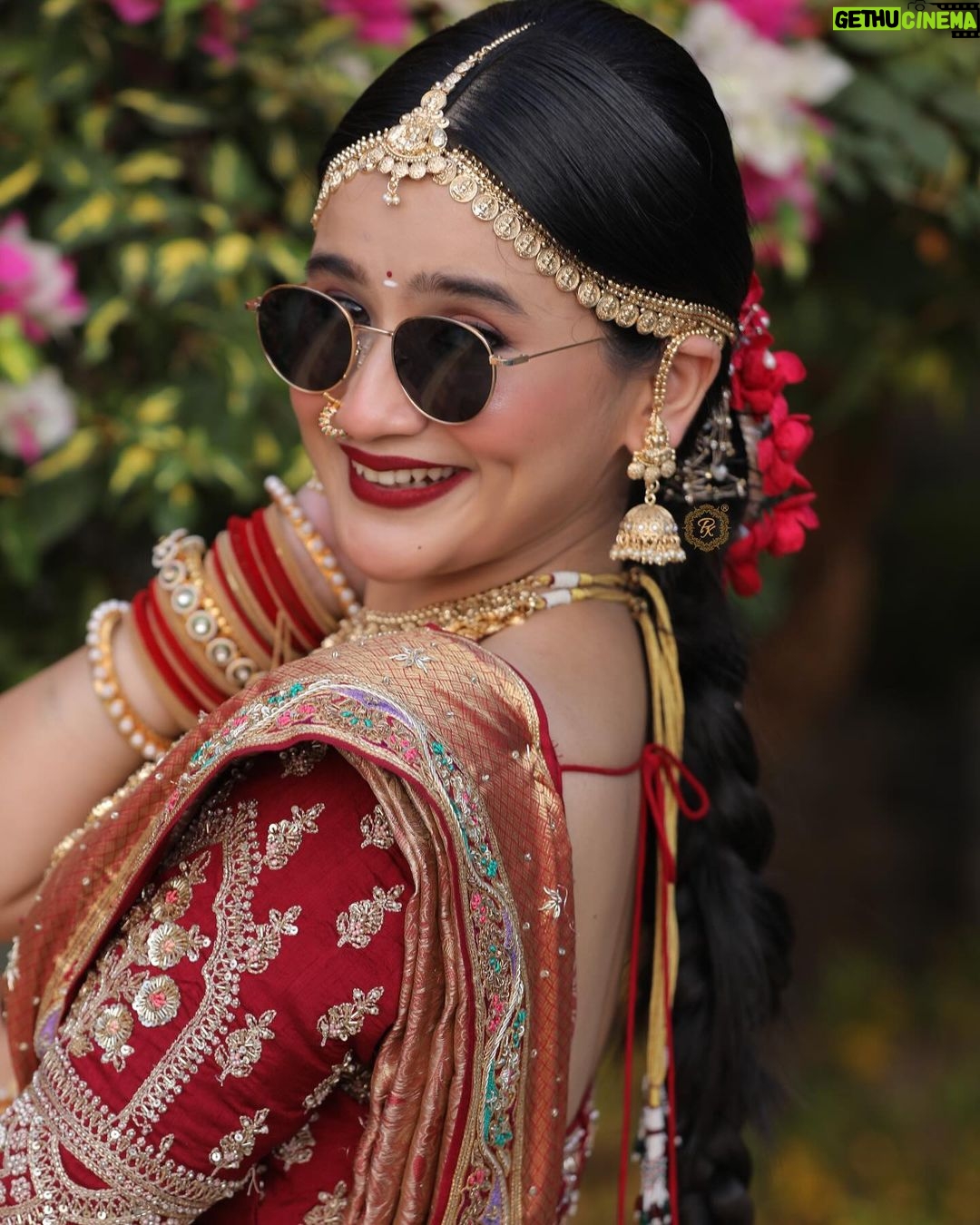 Celesti Bairagey Instagram - கண்மணி❤️ Makeup and hair by @kashishjain613 @priya4759 Beautiful outfit @amrut_thefashionicon Photo credit @udfilmsandphoto #bride #bridal #bridalmakeup #indianbride #makeupartist #makeuplook