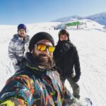 Cengiz Coşkun Instagram - Hayat dostlarla, sevdiklerin ve sevenlerinle güzel. 😎 ⛷🏂#tb #tbt #snow #snowboard #ski