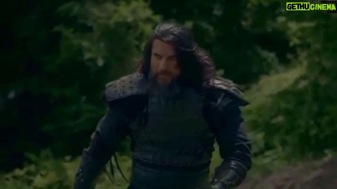 Cengiz Coşkun Instagram - Az kaldı... #action #acting #fight #movie #turgutalp #dirilişertuğrul #tv 👊