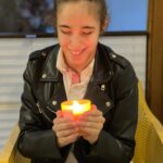 Ceyda Düvenci Instagram - Sözleri müziği sana ait bu hayat şarkısının… ben sadece sahnede yanında duruyorum ve hayranlıkla izliyorum seni… 13 yıl… ne kadar uzun, ne kadar kısa… elin elimde, kalbin kalbimde yola devam biriciğim, balköpüğüm… iyi ki sen beni seçtin… güzel kalbin hiç kırılmasın, müzik aşkın seni dimdik tutsun hayatta, o gülüşün solmasın, iyi niyetin su istimal edilmesin… İYİ Kİ DOĞDUN… 🎂🎂🎂🎂🎂🎂🎂🎂🎂🎂🎂🎂🎂