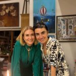 Ceyda Düvenci Instagram – Uzuuun sofrada ailecek karşıladık 2024 ü… bol bol ritüeller yaptık…Hoşgeldin 2024… kızım İzmir’de bugün dönüyoooo 🍀🍀🍀🍀 bugün tam ekip yılın ilk gününü kutlayacağız… biz hazırız 🌻🌻🌻