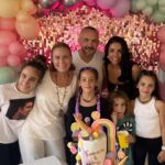 Ceyda Düvenci Instagram - Gerçek kardeşten öte olunca kardeş, kızları da kızım sayılır… 10 yaş… güzel günleriniz olsun halalarının aşkları.. İhtiyacınız olduğunda hep baktığınız yerdeyim… Tanem🌻Mira… @tughanmert @fundatughan iyi ki doğurdunuz beeee 🍀🍀🍀🍀 Bursa