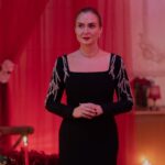 Ceyda Düvenci Instagram - Ahhh Filiz… sevgi ne bilmeyen Filiz… yine de el yordamıyla sevmeye çalışıp beceremeyen Filiz… sevgisiz büyümek ne zor şeymiş… sevgi anne babadan öğrenilmezse ne büyük boşlukmuş… @saklabeniresmi bu akşam… bakalım neler neler olacak… @startv ben sevgi nedir bilirim, sonuna kadar da sevdiğimi haykırırım diyenler burda mı? 📸 @burcuyetis