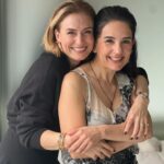 Ceyda Düvenci Instagram - Sevgili @zbodurokyay ne güzel bir gün yaşattı bize… güne böyle başlayabilmek büyük bir şans… Mutluyum. Kıymet bilen, kaliteli, hayata ve insanlara karşı nezaketi olan, üslup bilen , üreten, zarif insanlarla olduğum için 🙏🏼😌 @dilarakocakiyiyasam @dilarakarabay @pelinozgen @rumisuworld @homemadearomaterapi @cigdemseferoglu @nevruzkoyukadinlari @rana_birden @aysepirhasogluakbas @simgeabay @ela_belul @ozlemgusar ❤️❤️❤️❤️ HEPİNİZ İYİ Kİ VARSINIZ… Ve Zeynep hanım; çok teşekkür ederim 🌻