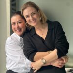 Ceyda Düvenci Instagram - Sevgili @zbodurokyay ne güzel bir gün yaşattı bize… güne böyle başlayabilmek büyük bir şans… Mutluyum. Kıymet bilen, kaliteli, hayata ve insanlara karşı nezaketi olan, üslup bilen , üreten, zarif insanlarla olduğum için 🙏🏼😌 @dilarakocakiyiyasam @dilarakarabay @pelinozgen @rumisuworld @homemadearomaterapi @cigdemseferoglu @nevruzkoyukadinlari @rana_birden @aysepirhasogluakbas @simgeabay @ela_belul @ozlemgusar ❤️❤️❤️❤️ HEPİNİZ İYİ Kİ VARSINIZ… Ve Zeynep hanım; çok teşekkür ederim 🌻