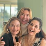 Ceyda Düvenci Instagram - Sevgili @zbodurokyay ne güzel bir gün yaşattı bize… güne böyle başlayabilmek büyük bir şans… Mutluyum. Kıymet bilen, kaliteli, hayata ve insanlara karşı nezaketi olan, üslup bilen , üreten, zarif insanlarla olduğum için 🙏🏼😌 @dilarakocakiyiyasam @dilarakarabay @pelinozgen @rumisuworld @homemadearomaterapi @cigdemseferoglu @nevruzkoyukadinlari @rana_birden @aysepirhasogluakbas @simgeabay @ela_belul @ozlemgusar ❤️❤️❤️❤️ HEPİNİZ İYİ Kİ VARSINIZ… Ve Zeynep hanım; çok teşekkür ederim 🌻