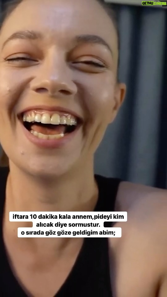 Ceyda Kasabalı Instagram - hayırlı ramazanlar gardaşlarım 😂🥰