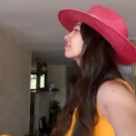 Ceyda Kasabalı Instagram - 2.fotografta "burnunu yaptır artık" diye ciddi bir mail alıyorum 3.fotograftan galerimde 6338 tane olusuyor