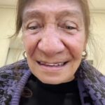 Ceyda Kasabalı Instagram - #işbirliği- Yepyeni bir Eskinur olucam 😂  Eskinur babaanne kendine hediye seçiyor 😂Teknoclub’a özel Teknosa.com ve Teknosa mağazalarında geçerli yeni yıl indirimleri başladı. Bir yeni yıl hediyesi arayışındaysanız, indirimlere göz atabilirsiniz 💚 @teknosa