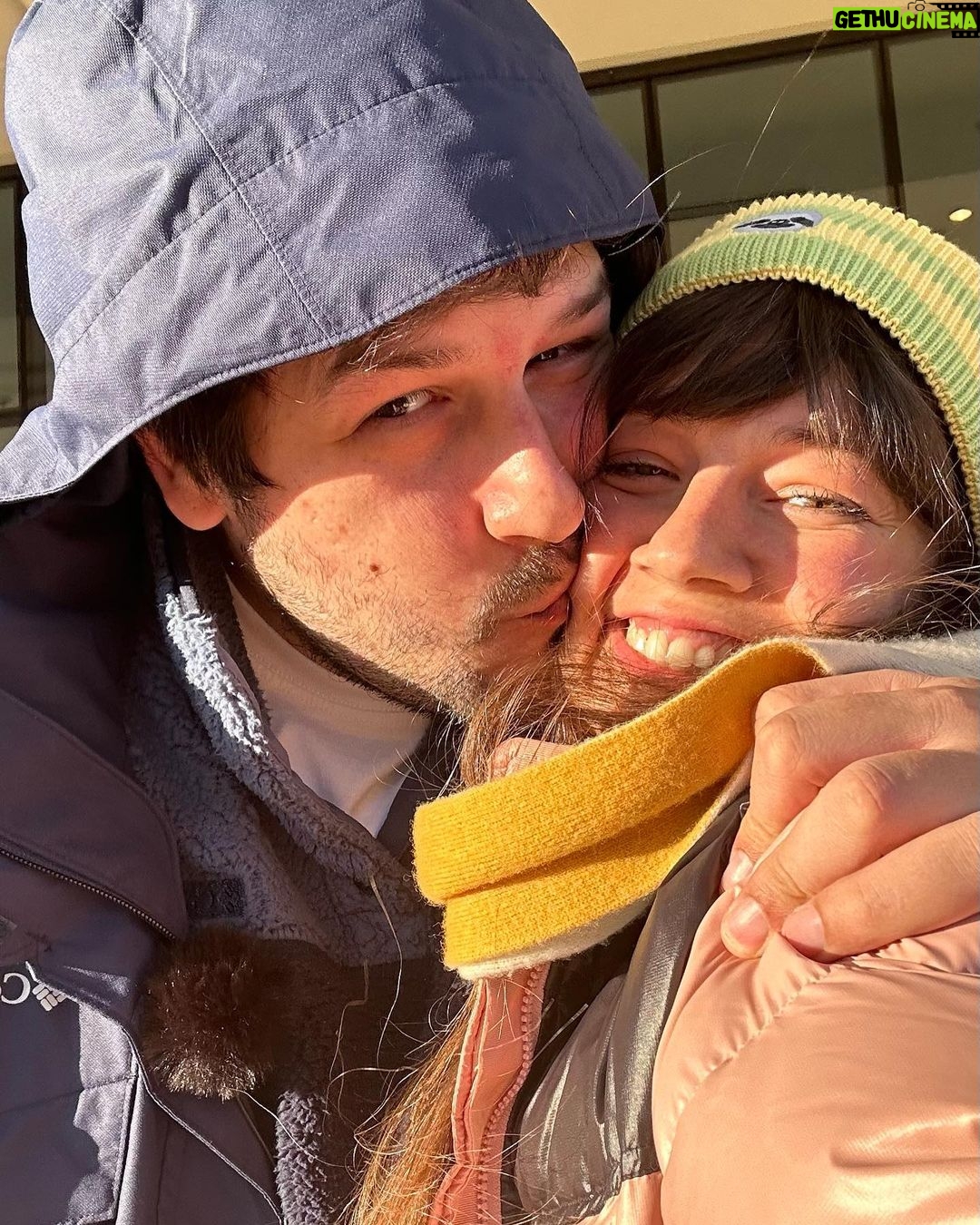 Ceyda Kasabalı Instagram - son foto kankam manitasiyla sürekli mıç mıç foto atınca midemin ortaya cıkışı dhhshwhshcb