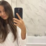 Ceyda Kasabalı Instagram - duş borusuna sıkıştırılmış fırca gibi hissediyorum