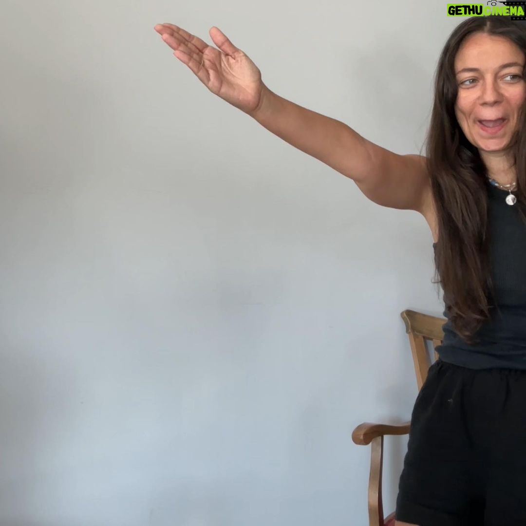 Ceyda Kasabalı Instagram - sona dogru kaydırın size bir mesajim var gibi bir şey dhchxhhxhx