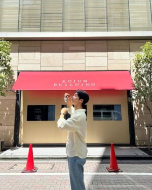 Cha Hak-yeon Instagram - 😎