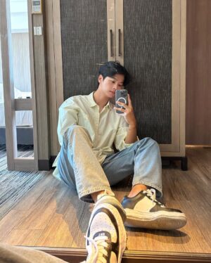 Cha Hak-yeon Instagram - 😎