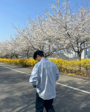 Cha Hak-yeon Instagram - 오늘의 기록_20230330

봄🌸