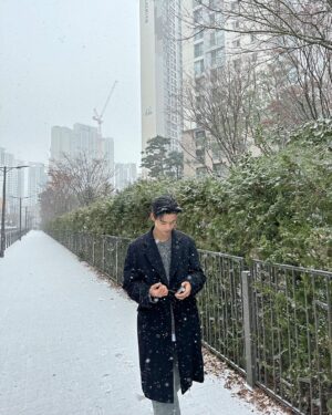 Cha Hak-yeon Instagram - 오늘의 기록_20221221

⛄️