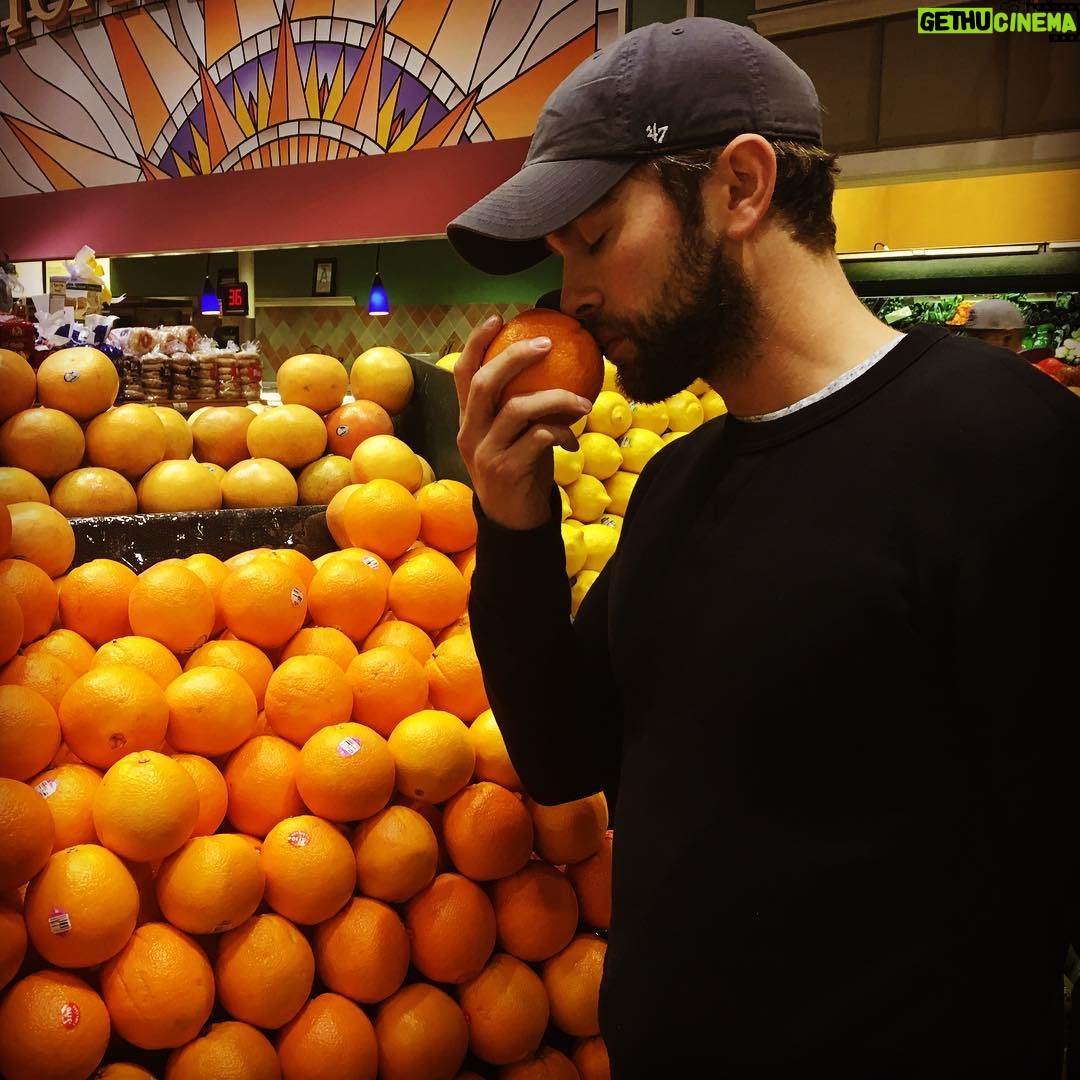 Chace Crawford Instagram - Just makin sure the juice is worth the squeeze
