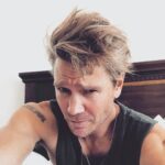 Chad Michael Murray Instagram - The 90’s called. They want their hair back. I said no. 😂😂😂 Top o the morning to ya 🥃