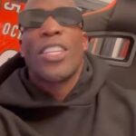Chad Ochocinco Instagram - Tell them Ocho sent you! 😤 Tune into the HBCU Esports League championship Sunday, December 17th at 2:00pm EST 🏆 It all goes down on twitch.tv/cxmmunity Follow @cxmmunity.co for details and big shout out to @discover for helping students get on the right financial path. I’m ready to laugh and see some good plays. Let’s go! #cxmmunity #discover #discoverbowl2023”