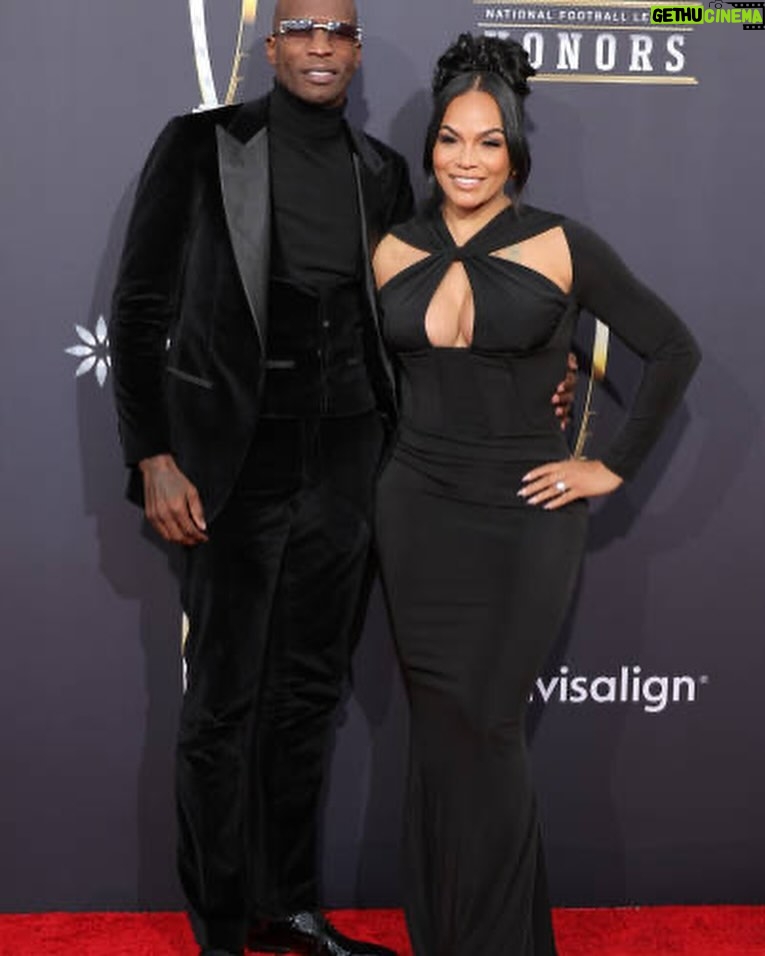 Chad Ochocinco - 51.9K Likes - Red Carpet vs Blue Carpet