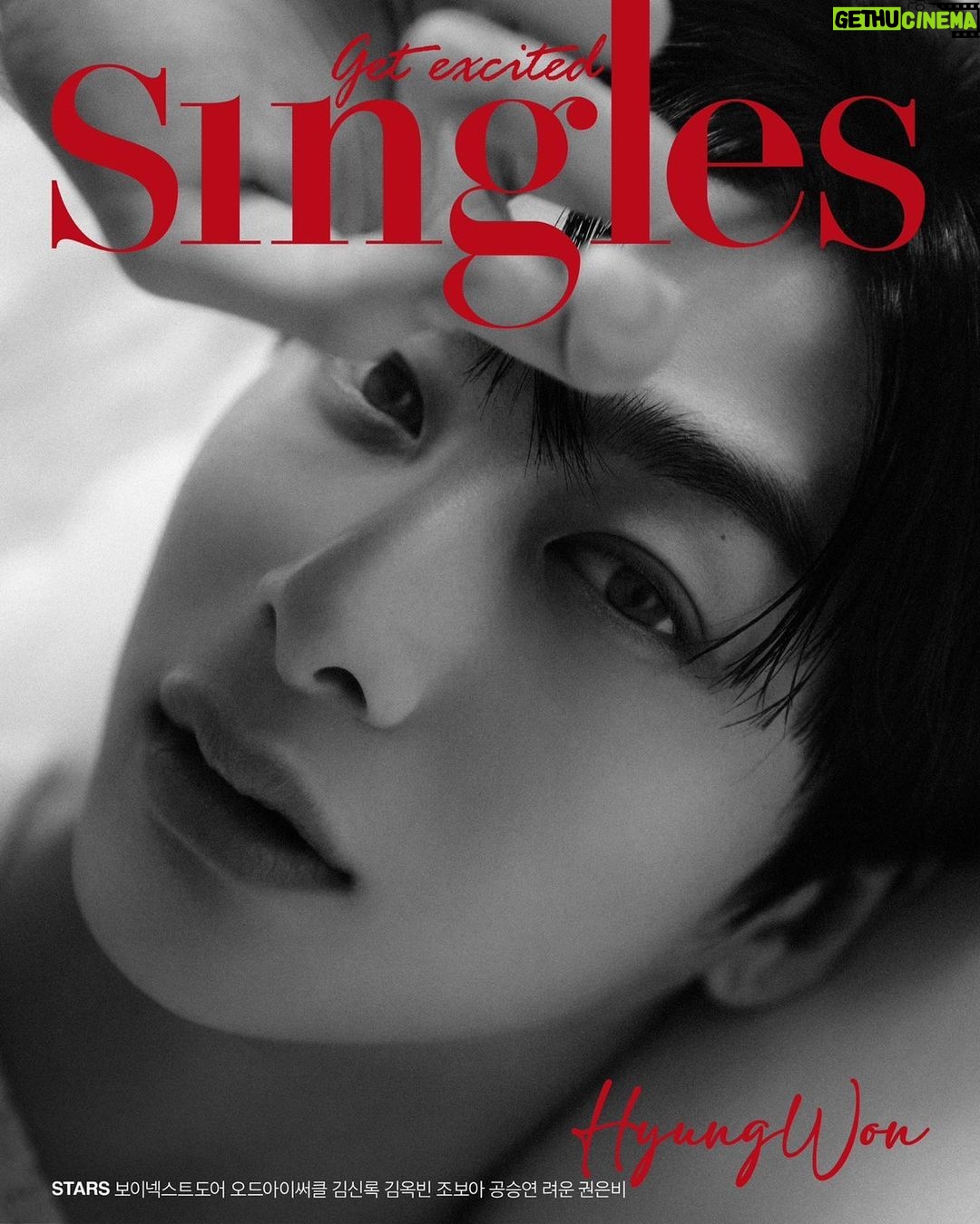 Chae Hyung-won Instagram - 9μνΈ πββοΈ #μ§λ°©μλ·°ν° #μ±κΈμ¦ @singlesmagazine @givenchybeauty