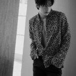 Chae Hyung-won Instagram – Always be with 🫵 #johnvarvatos