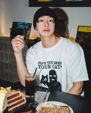 Chae Hyung-won Instagram - 동생네 ☕️ @takeeat_seoul