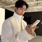 Chae Hyung-won Instagram - 💫 - #광고 #갤럭시스튜디오 #갤럭시S23 #ExploretheNew