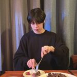 Chae Hyung-won Instagram – 배불러🍖