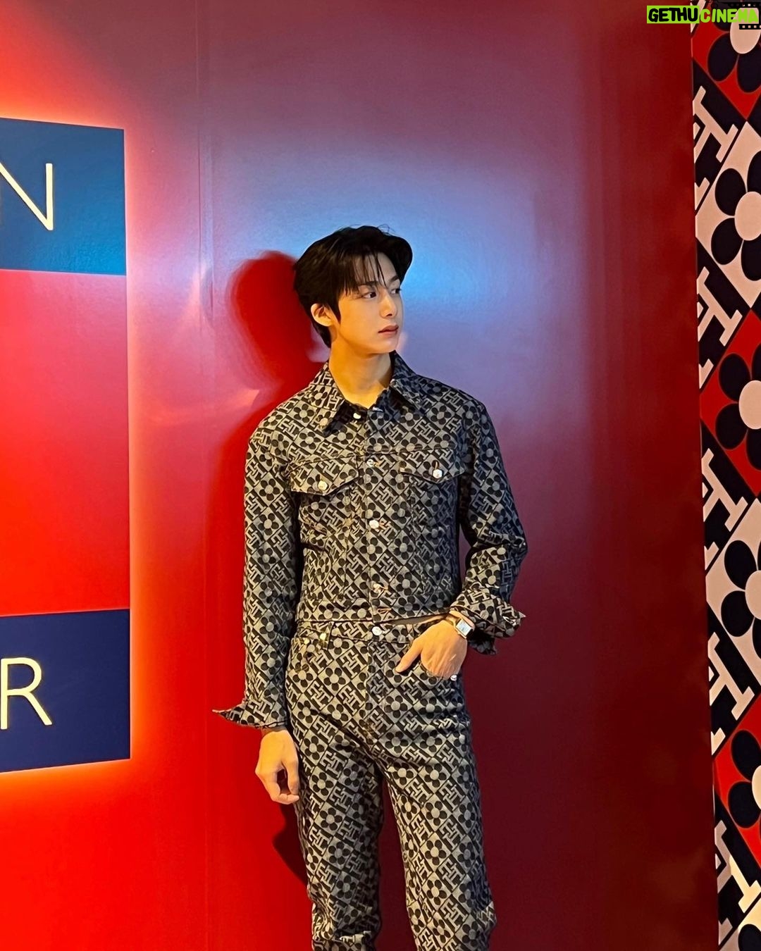 Chae Hyung-won Instagram - 타미🙃 - #AD #TommyHilfigerXRichardQuinn #타미힐피거 #TommyHilfiger