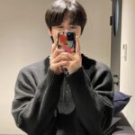 Chae Hyung-won Instagram - 🖤🤍