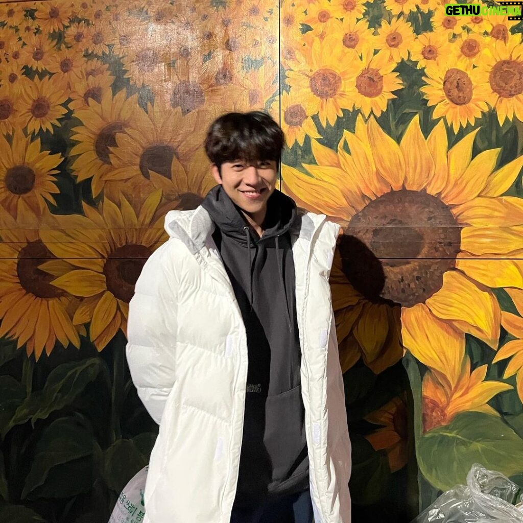 Chae Jong-hyeop Instagram - 🌻🌻박태준🌻🌻