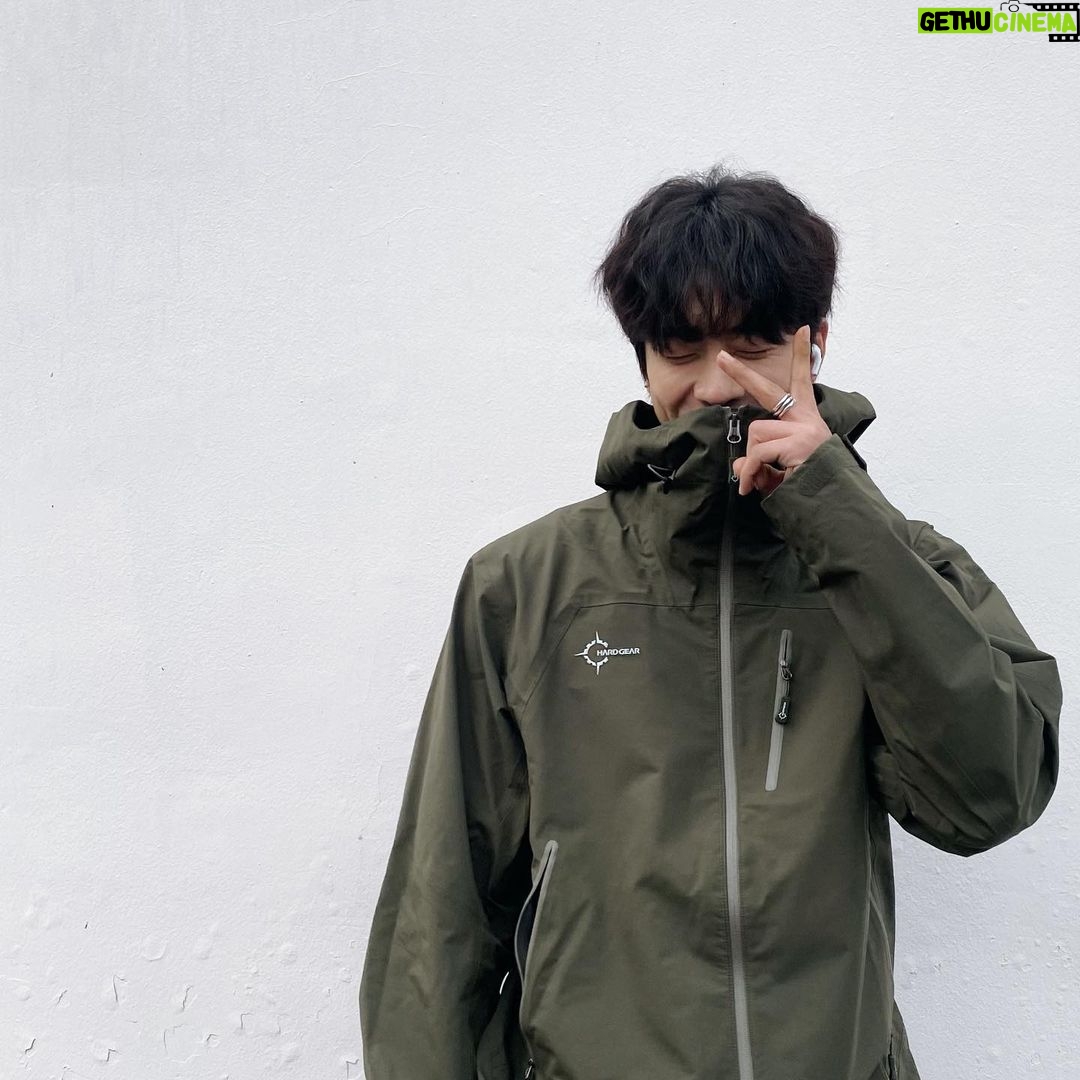 Chae Jong-hyeop Instagram - 선물 from 한선이형🫣 너무 예뻐요 감사해요 잘입을게요!