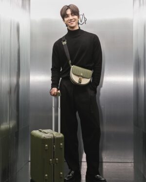 Chae Jong-hyeop Instagram - @rimowa 
i love it🤣