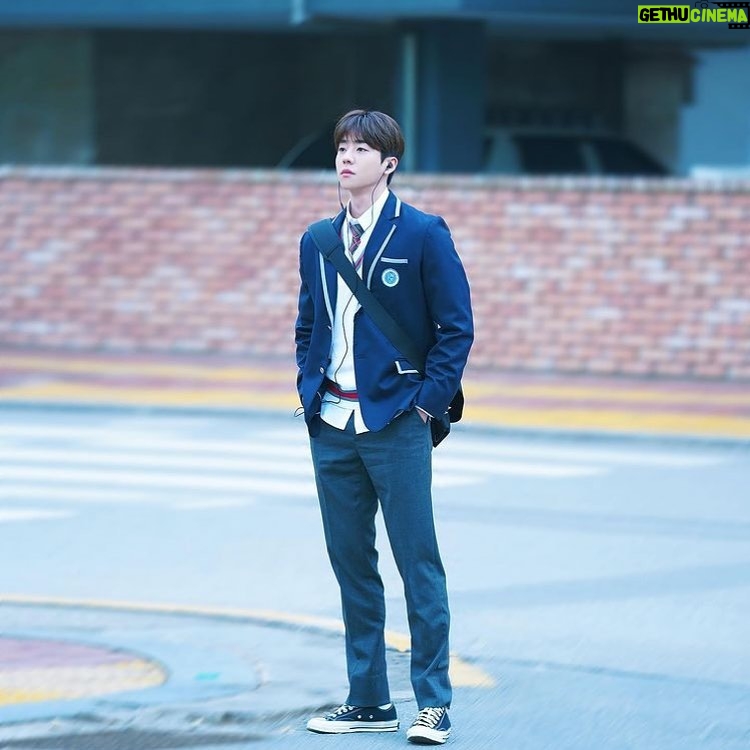Chae Jong-hyeop Instagram - 어서들 오세요 👐 #마녀식당으로오세요 #tving