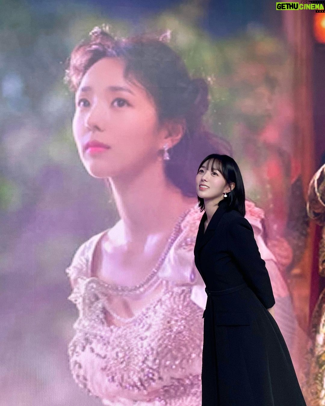 Chae Soo-bin Instagram - 빈올라 보러오세용💖 #셰익스피어인러브