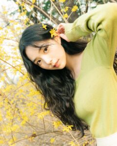 Chae Soo-bin Instagram - 🌼
