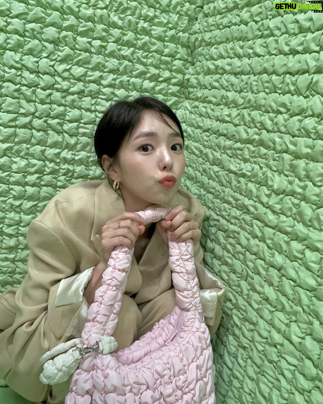 Chae Soo-bin Instagram - #COS퀼티드백팝업스토어 #COSSeoul