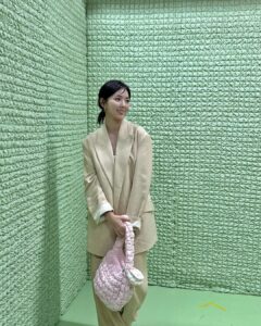 Chae Soo-bin Instagram - #COS퀼티드백팝업스토어 #COSSeoul