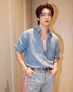 Chaikamon Sermsongwittaya Instagram - จะเป็นคนที่ดีที่มีแต่เธอให้เธอเป็นนางเอกของฉัน 💙 #Bosschaikamon #ShawtyBoss #BoNoh
