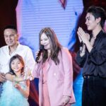 Chaikamon Sermsongwittaya Instagram - ขอบคุณที่ทำให้รู้หัวใจ ที่ได้มีเอาไ้วเพื่อรักใครสักคน ไม่ต้องหาเหตุผลว่าฉันรักเธอได้ยังไง ขอบคุณทุกๆคนมากเลยนะครับที่มาร่วมสร้างความทรงจำดีๆ ขอบคุณโนอึล ฟอร์ด พีพี่ท ที่เสียสละเวลามาหาด้วยน้าขอบคุณพี่ๆทีมงานทุกคนที่สร้างสรรค์บรรยากาศออกมาได้แสนอบอุ่น ขอบคุณพี่ๆทีม แสง สี เสียง สเตจ ขอบคุณพี่ๆสื่อทุกคนด้วยนะครับ และอีกหลายๆฝ่ายที่ไม่ได้กล่าวถึงด้วยนะครับ ถ้าผิดพลาดประการใด ก็ขออภัยมา ณ ที่นี้ด้วยนะครับ ผมมีความสุขมากๆเลย ❤️ แฮะๆพูดไปเยอะแล้วเอาเป็นว่ารักนะครับ ❤️🥰 #Bosschaikamon #ShawtyBoss #BoNoh #bethebossworld1stbd