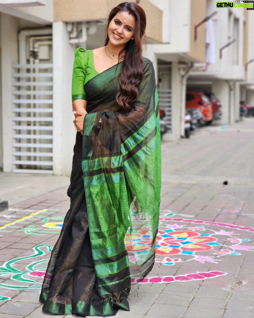 Chaitra Reddy Instagram - Wishing you all a very Happy First Festival of the year ❤️ May God bless you all with full of happiness and love 💫 Costume : @thepallushop Thank you so much for this beautiful saree ❤️ You made my Festival more special 🥰 PC : @surya_pc_official 😜 #pongal #makarasankranthi #2024 #❤️ Chennai, India