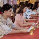 Chalida Vijitvongtong Instagram - ขอกราบขอบพระคุณทุกท่าน ที่ได้ร่วมบุญและร่วมกุศลในการทำบุญยกช่อฟ้า ที่จังหวัดลพบุรี วัดดำรงบุล ซึ่งเป็นที่ของคุณตาที่ได้บริจาคให้ได้สร้างวัดนี้ ขอร่วมอนุโมทนาบุญกับทุกท่านนะคะ 🙏🏻 วัดดำรงบุล อช่องสาริกา อพัฒนานิคม จลพบุรี