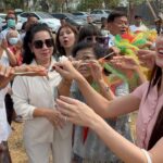 Chalida Vijitvongtong Instagram - ขอกราบขอบพระคุณทุกท่าน ที่ได้ร่วมบุญและร่วมกุศลในการทำบุญยกช่อฟ้า ที่จังหวัดลพบุรี วัดดำรงบุล ซึ่งเป็นที่ของคุณตาที่ได้บริจาคให้ได้สร้างวัดนี้ ขอร่วมอนุโมทนาบุญกับทุกท่านนะคะ 🙏🏻 วัดดำรงบุล อช่องสาริกา อพัฒนานิคม จลพบุรี