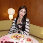 Chalida Vijitvongtong Instagram – Candy day 🍬

#kloset
#Klosetlovelikecandy
#HolidaypastryVday
#spreadlovewithholidaypastry