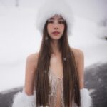 Chalida Vijitvongtong Instagram – Cause I’m Mrs. Snow, ‘till death we’ll be freezing❄️