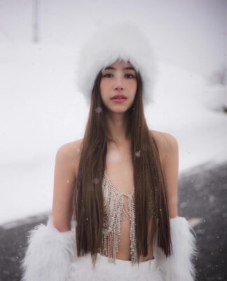 10 Top-Ranked Instagram Photos of Chalida Vijitvongtong