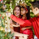 Chalida Vijitvongtong Instagram – Happy holi-bae! 🎄❄️🎁🎅🏻

Sending a big ‘thank you’ to P’ Whan for the joyous Christmas celebration